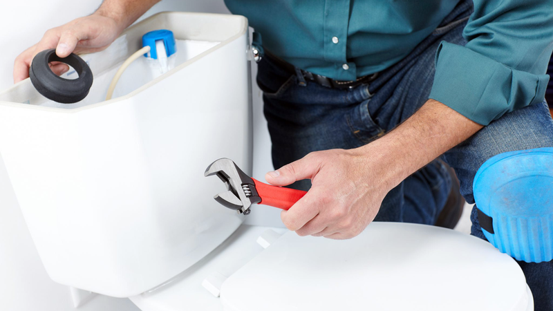 Toilet tank fixing; such an option is available within 24-hour plumbing repair solutions